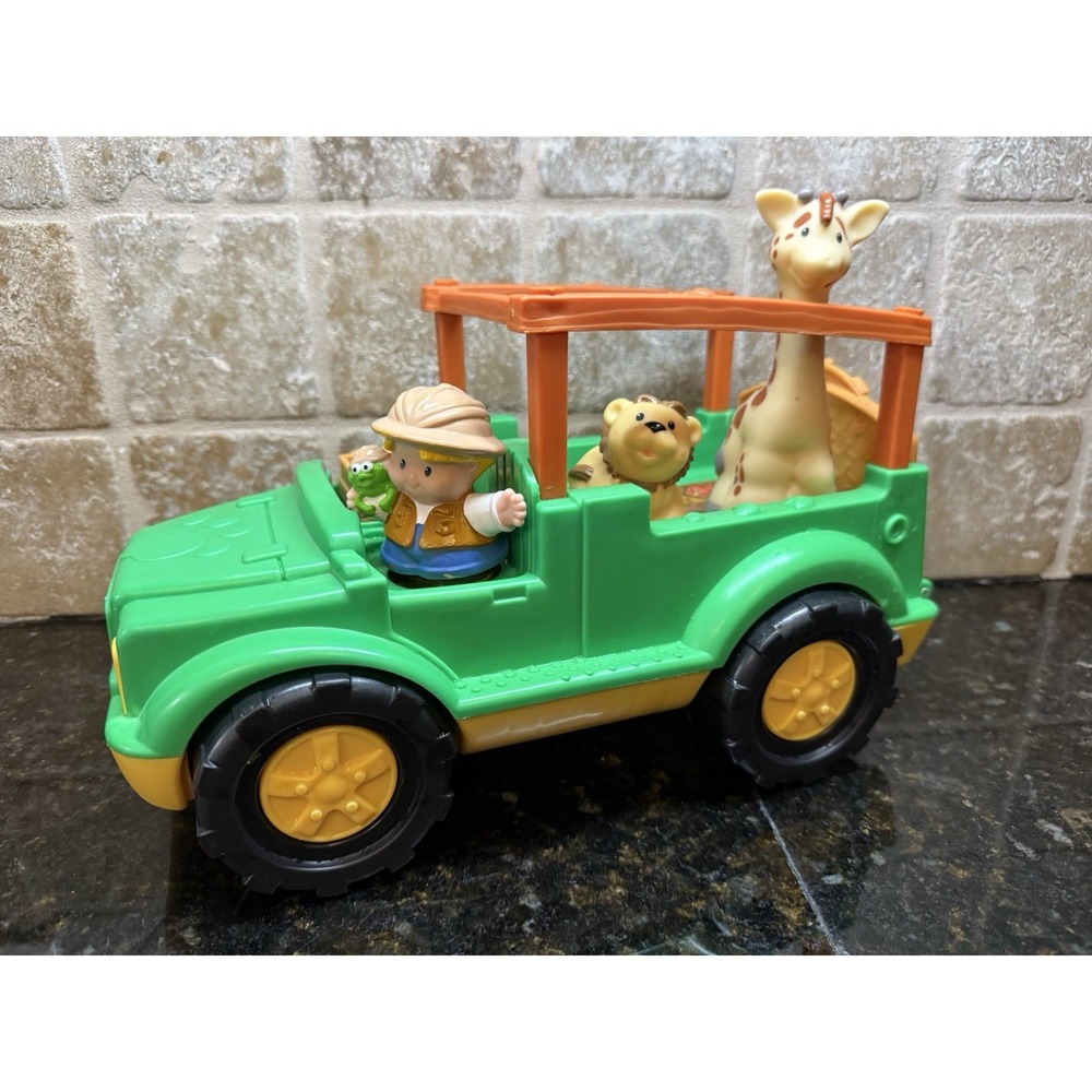 Fisher Price Little People Animal Safari Truck Jeep Zookeeper Animals 3 Figures